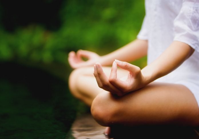 Медитации и похудение: поможет ли сила мысли скинуть лишний вес? 