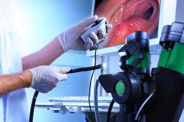 Показания и способы проведения эндоскопии гортани 