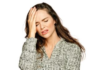 Подробно о мигрени с аурой: что это за болезнь и чем она опасна? 