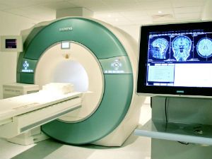 Разница между МРТ с контрастом и обычным 