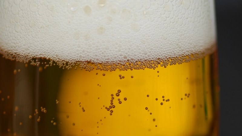 Симптомы и лечение отравления пивом 