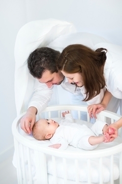 Как выбрать кроватку для новорожденного? Советы экспертов 