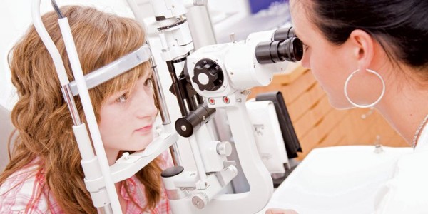 Глазное заболевание увеит у детей: его симптомы и лечиние 