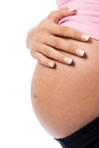 Почему нельзя делать маникюр во время беременности