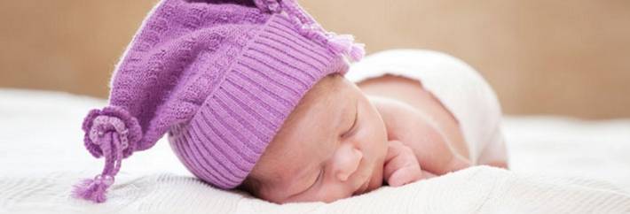 Можно ли без последствий спать новорождённому малышу на животе 