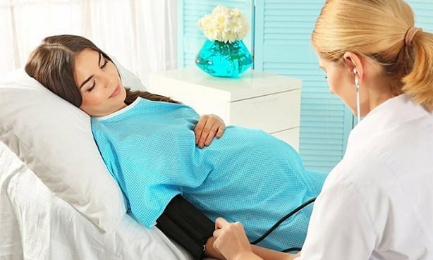 Низкое давление во втором триместре беременности: последствия, причины и способы повышения 
